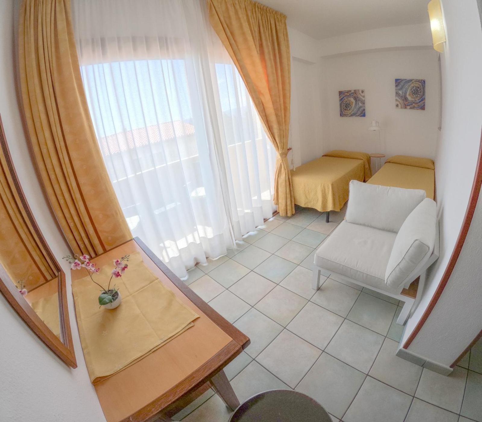 Hotel La Playa กาลาโกโนเน ภายนอก รูปภาพ